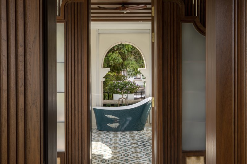 Huang Yan Suite - Bathtub