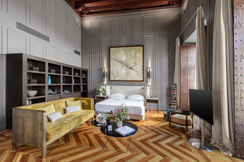 Palace Room