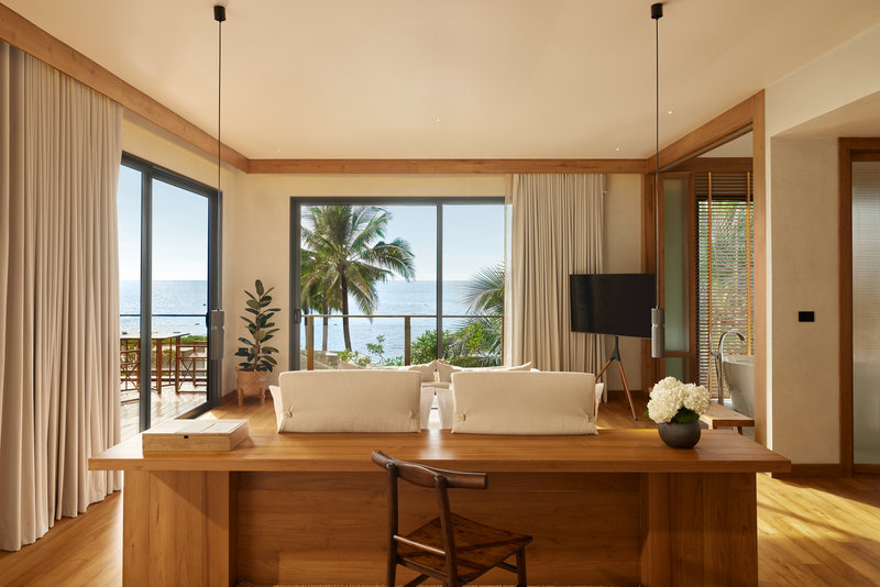 The Retreat Ocean Suite - Bedroom