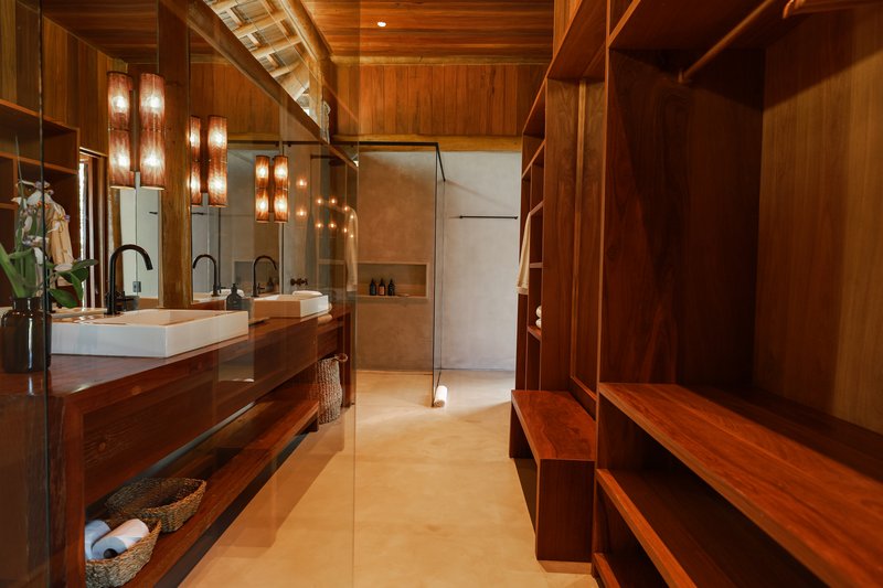 Villa 6 Bathroom