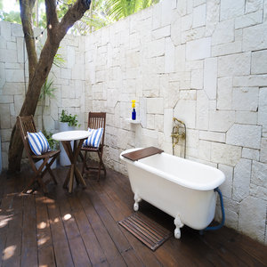 Ground Floor Beach Side Suite - Terrace