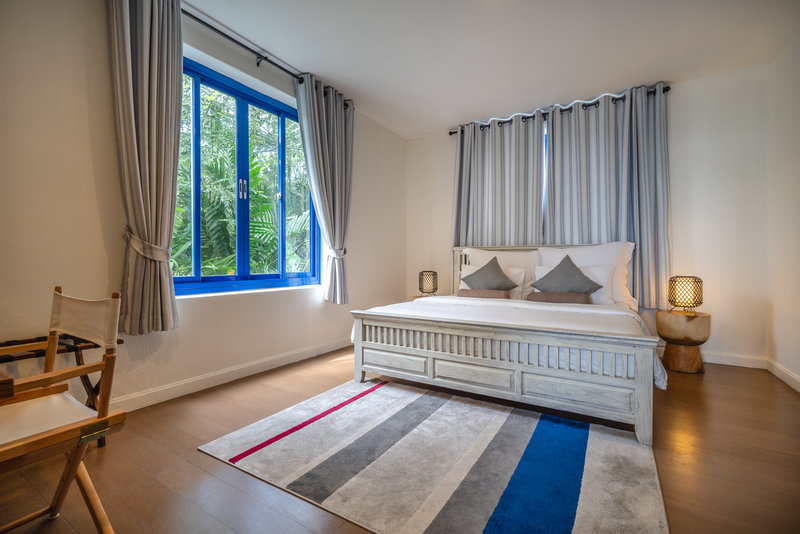 4BR Beachfront Pool Villa Bedroom