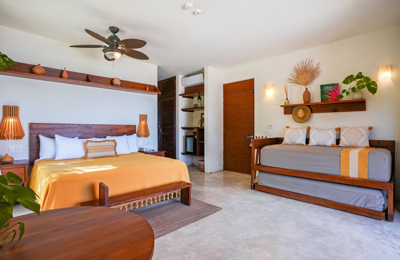Beach Front Ground Floor Suite with Plunge Pool