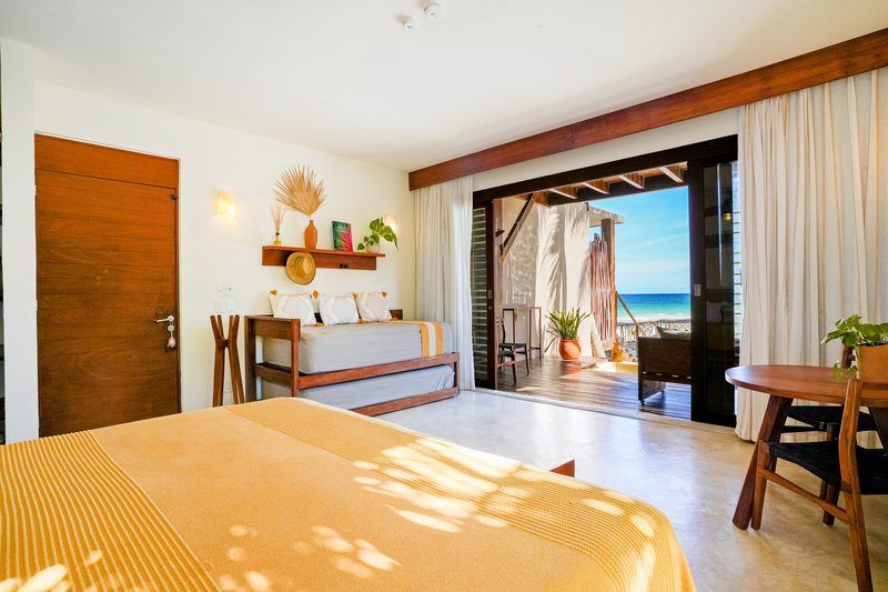 Beach Front Ground Floor Suite with Plunge Pool