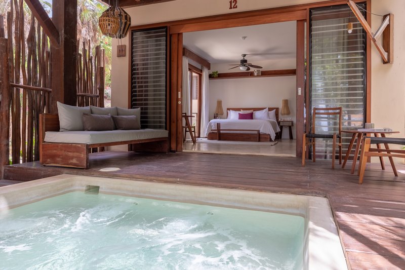 PLUNGE POOLGARDEN VIEW GROUND FLOOR WITH PLUNGE POOL