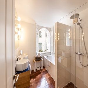 Refettorio Steinterasse GH Goldgasse Photo By Michaelgroessingercom UA