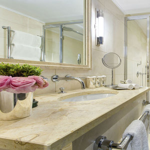Single Room Bathroom