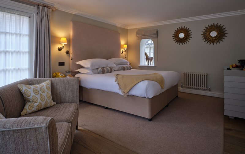 Generous Family Suite - Slimbridge Bedroom