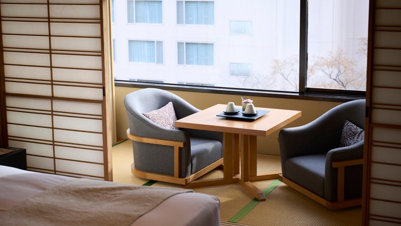 Premier Japanese Garden Suite - Living Area