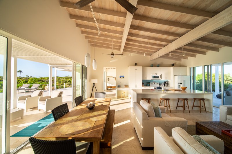 Three Bedroom Peninsula Skyridge Villa Living Area View