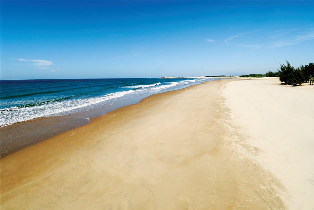 Long stretch of the East Sea