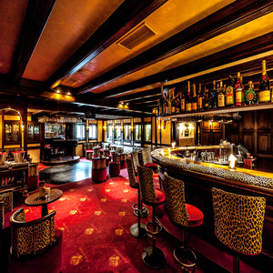 Hotel Bar Leo Lounge