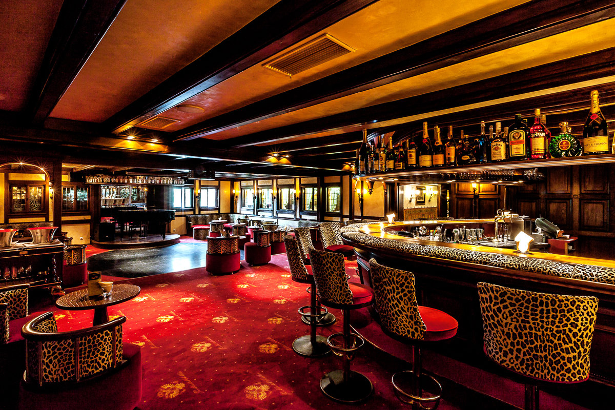 Hotel Bar Leo Lounge