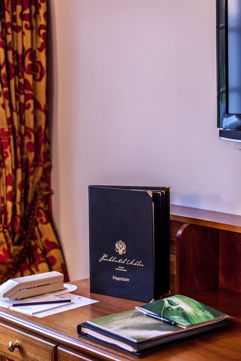 Room Detail