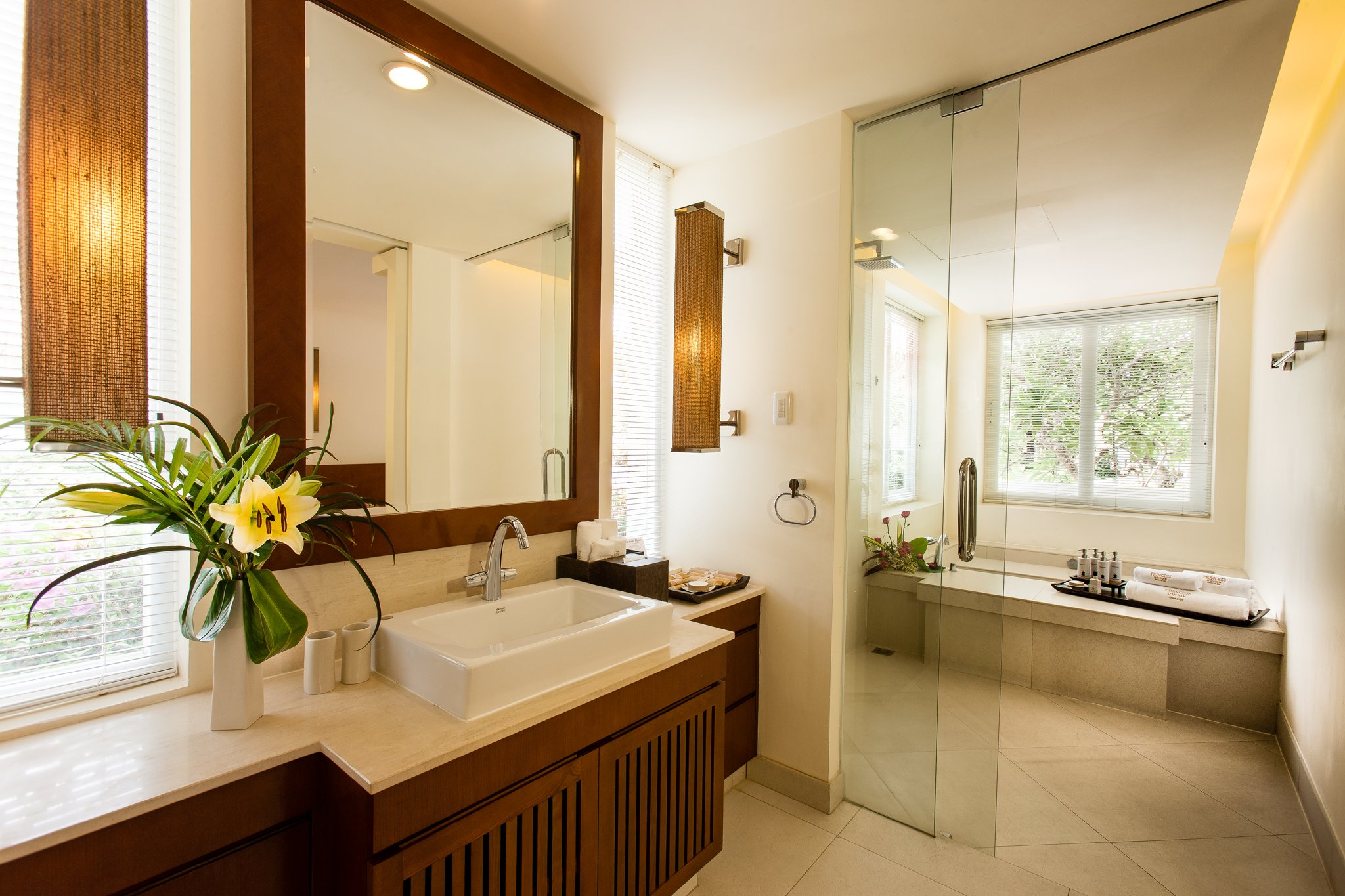Mandarin Suite - Bathroom