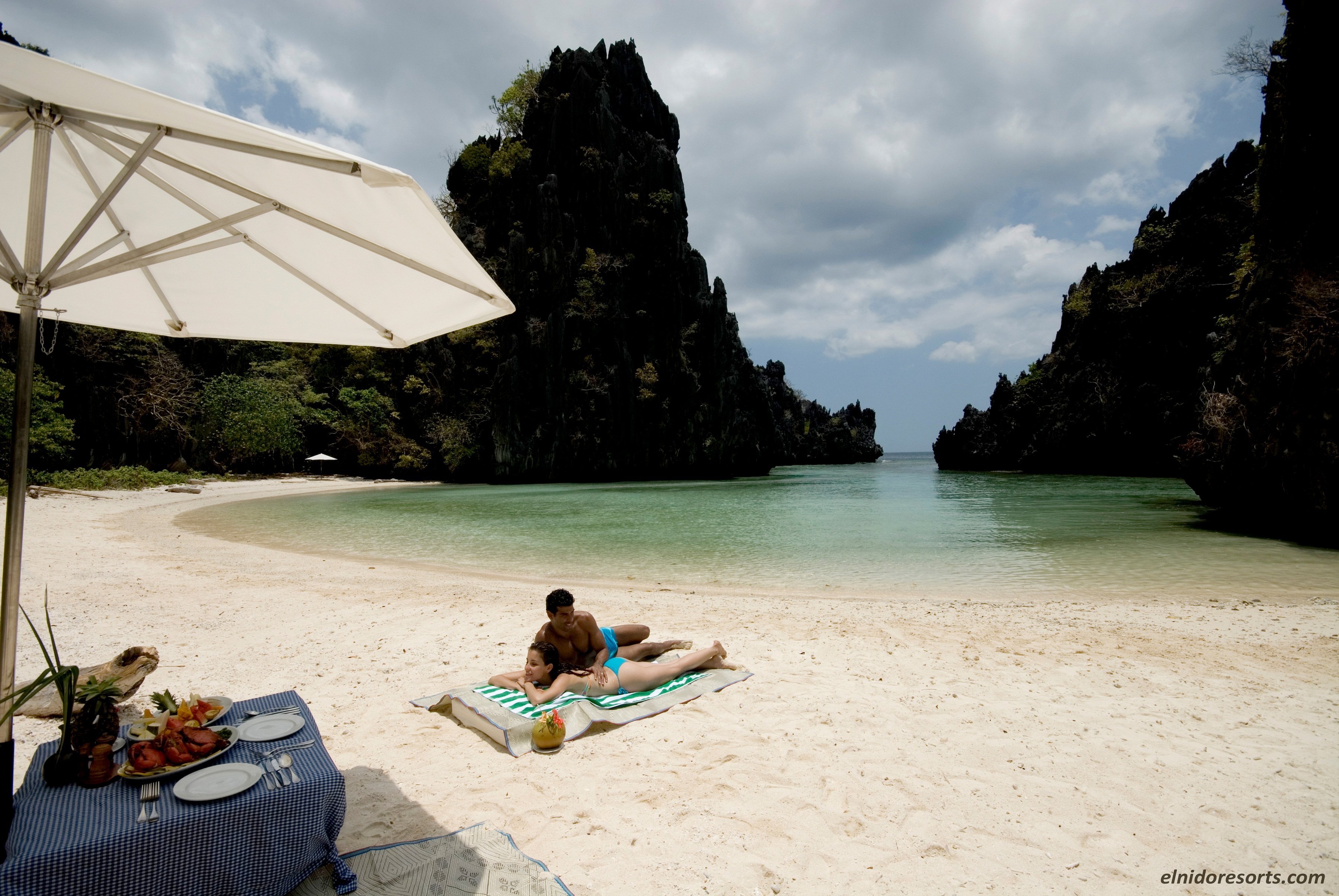 Private Picnic At Kulasa Lagoon Beach