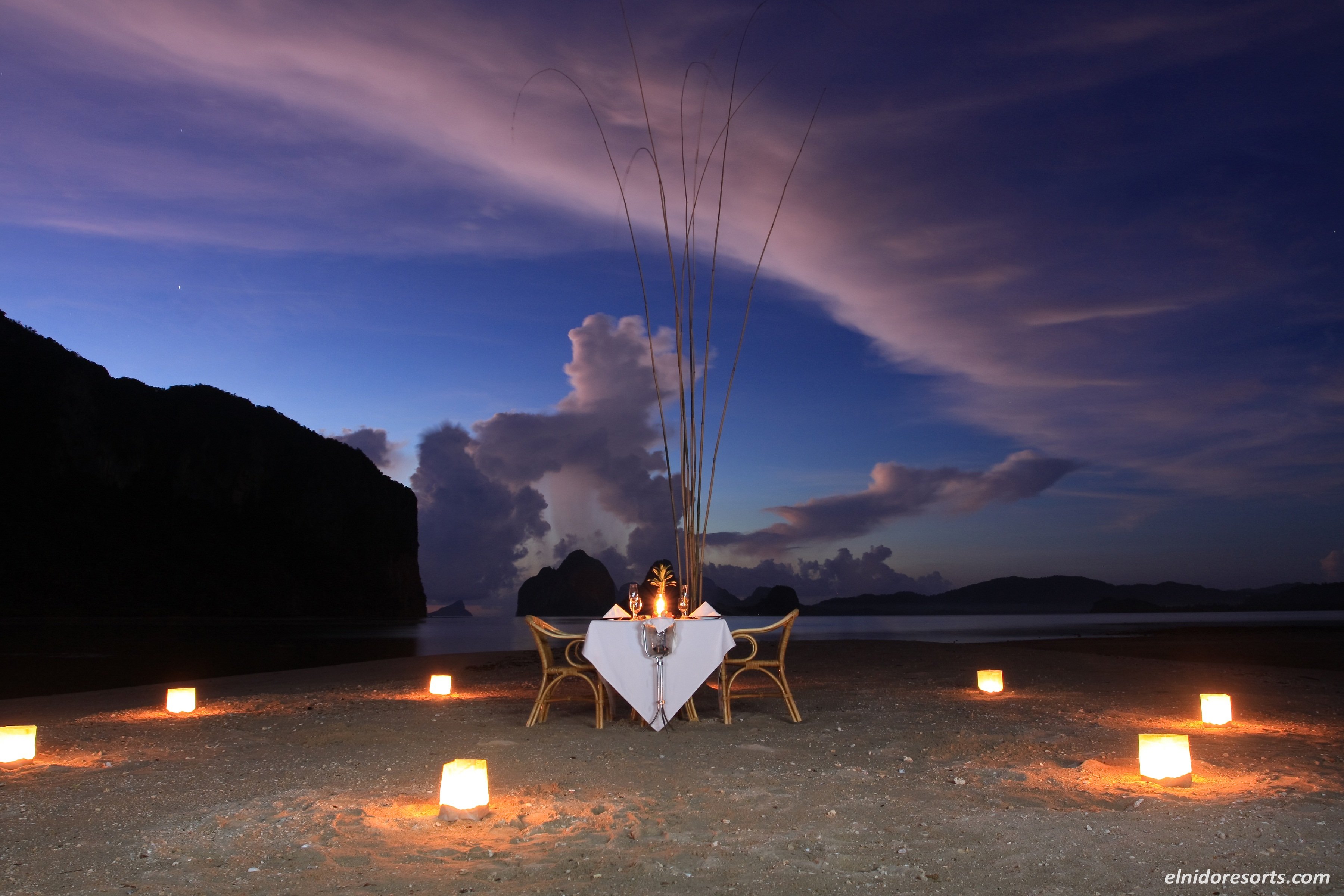 Sandbar Dinner