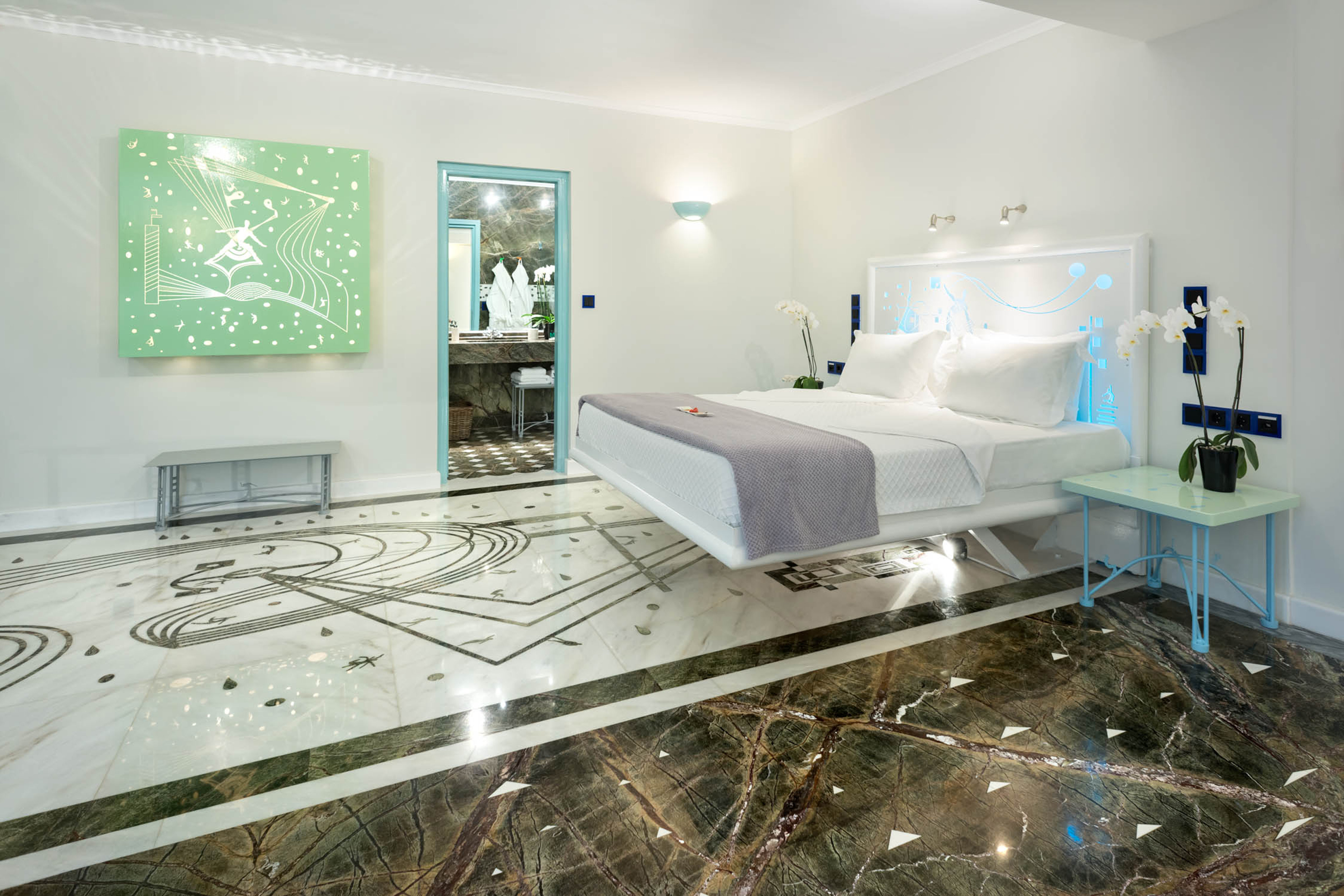 Deluxe Sea View Suite
