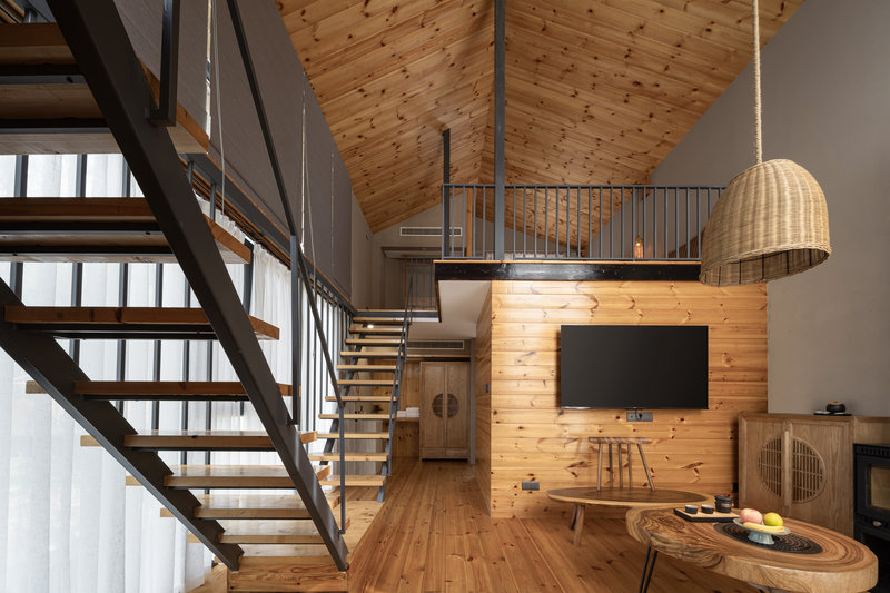 Duplex Log Cabin Suite