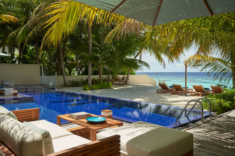 Three Bedroom Beach Pavilion With Pool Exterior Lounge