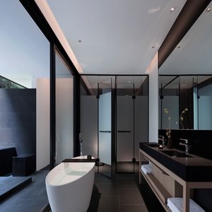 Terrace Suite Bathroom