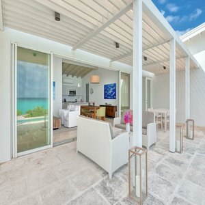 Bedroom Oceanfront Reef Villa
