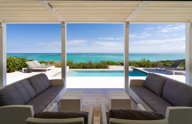 Bedroom Oceanfront Reef Villa