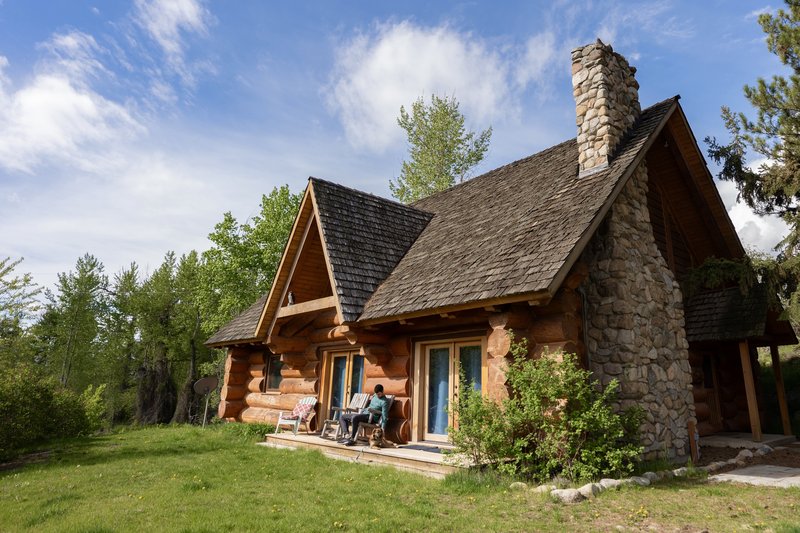 The Two Bedroom Creek Cabin