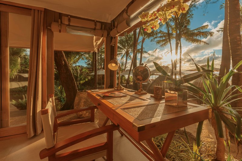 Beach Tent - Room Details