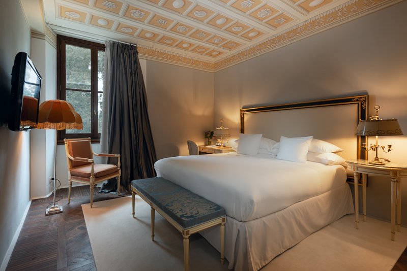 Superior Room - Bedroom