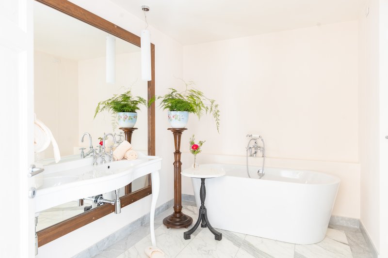 Presidential Suite - Bathroom