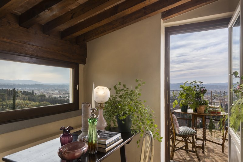 Ojetti Suite - Living Area & Terrace