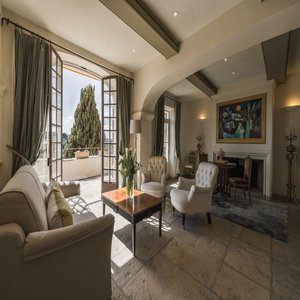 Prestige Suite