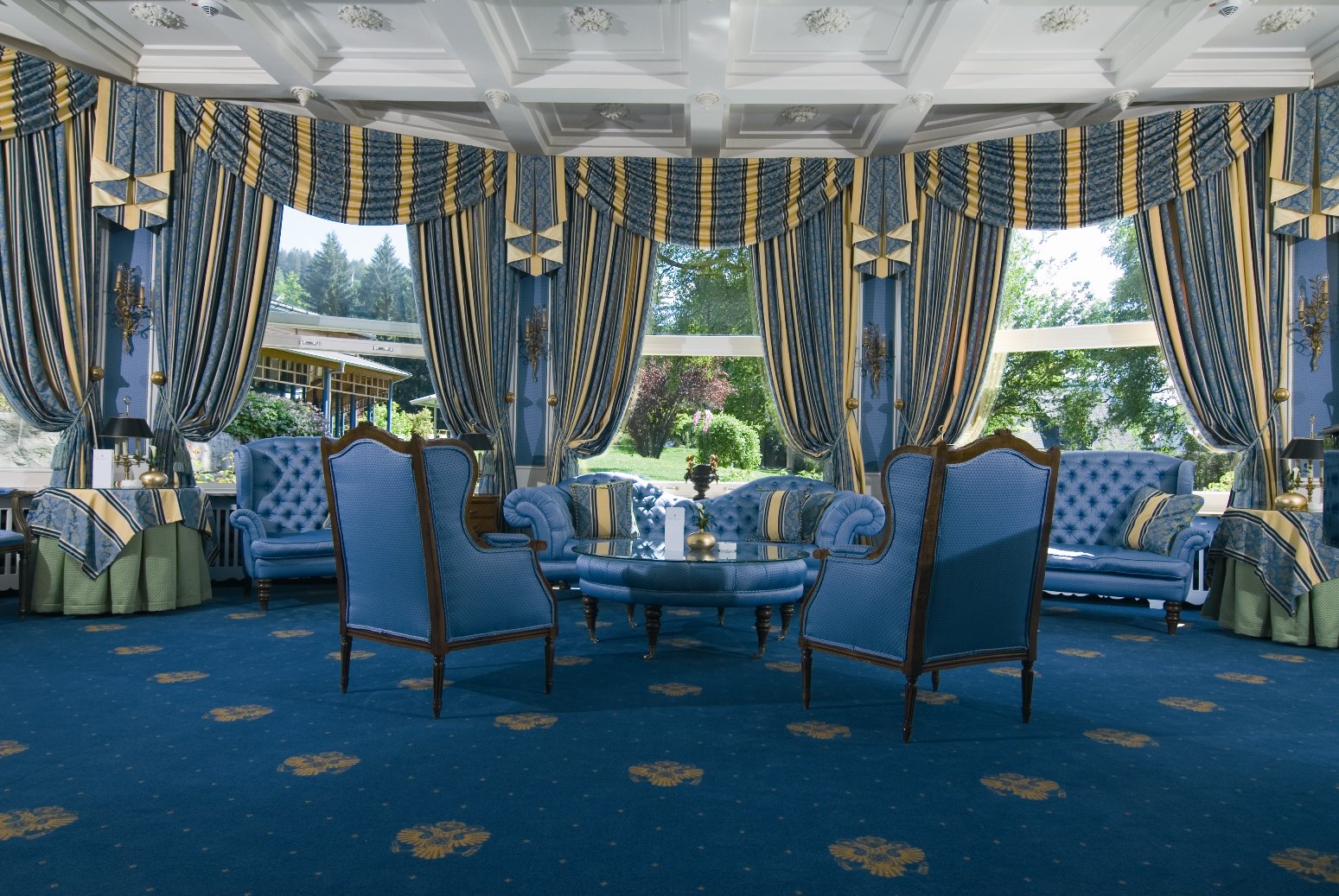 Parkhotel Adler Lobby