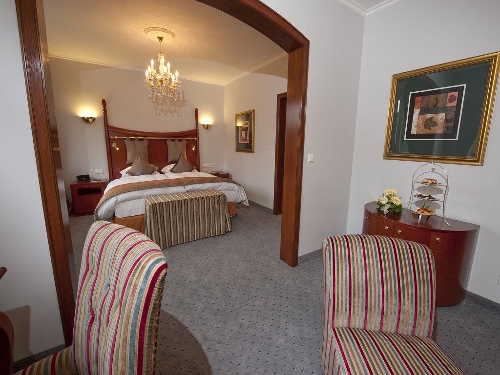 Example Junior Suite Main Building