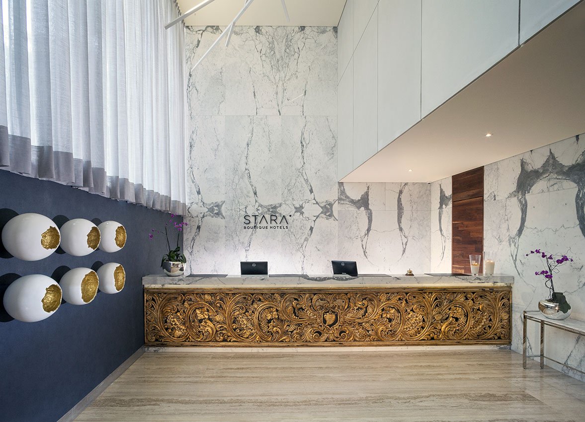 Minimalist Art Front Desk