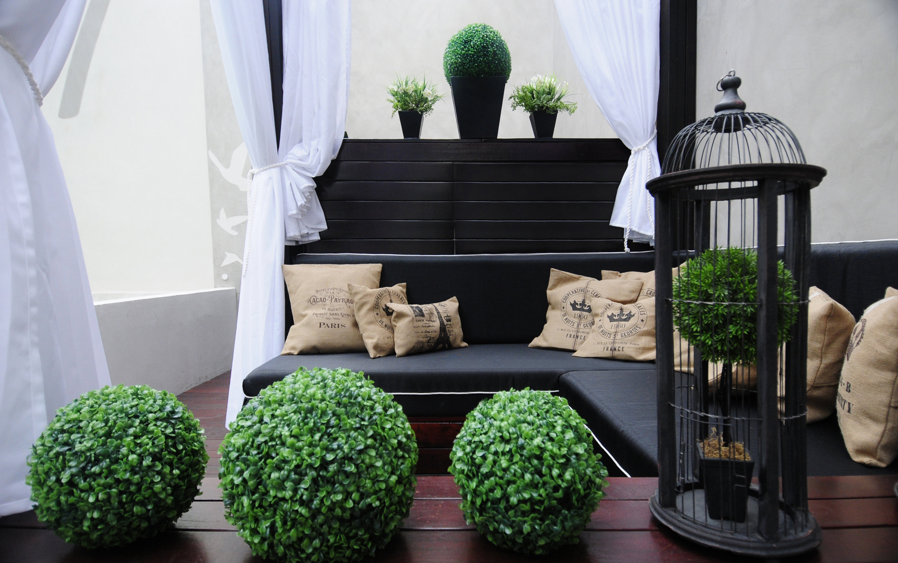 Relaxing patio gazebo
