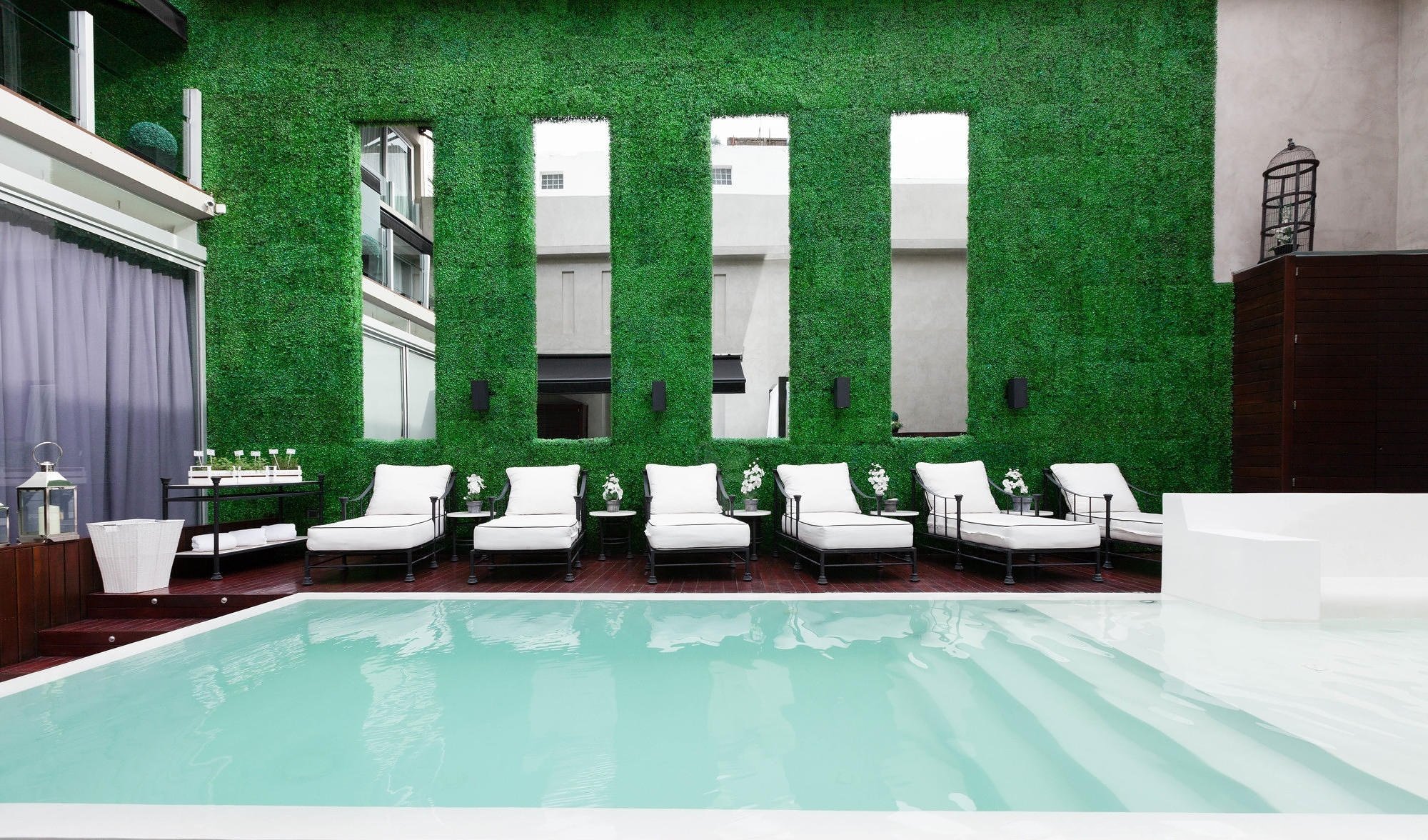 Super comfy patio chairs by the infinity Pool
