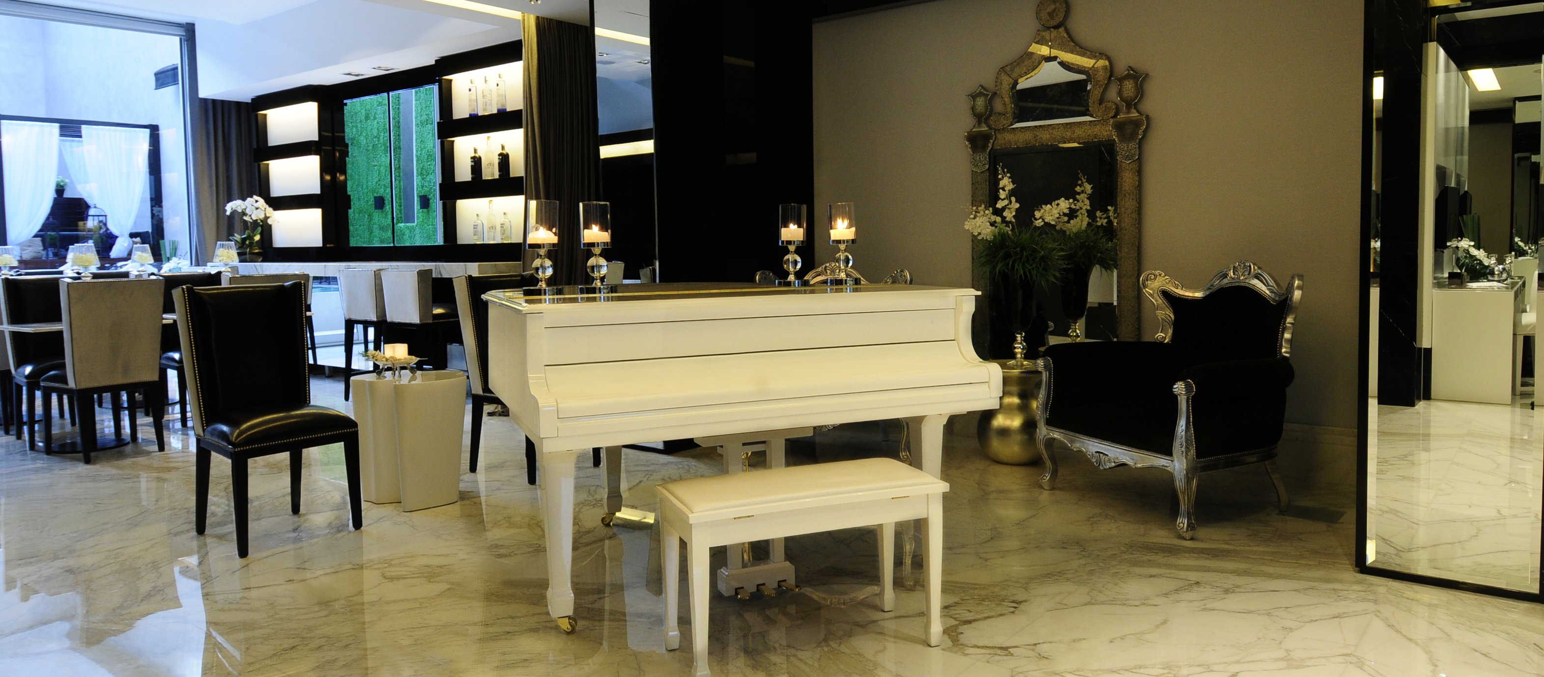 Elegant lobby lounge