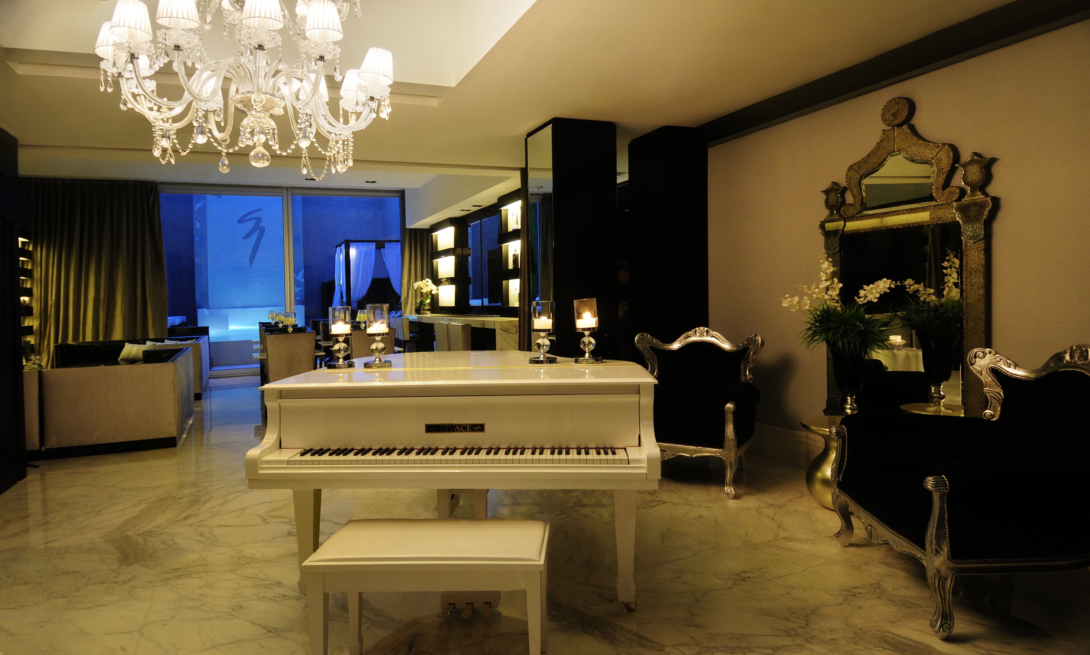 Intimate atmosphere