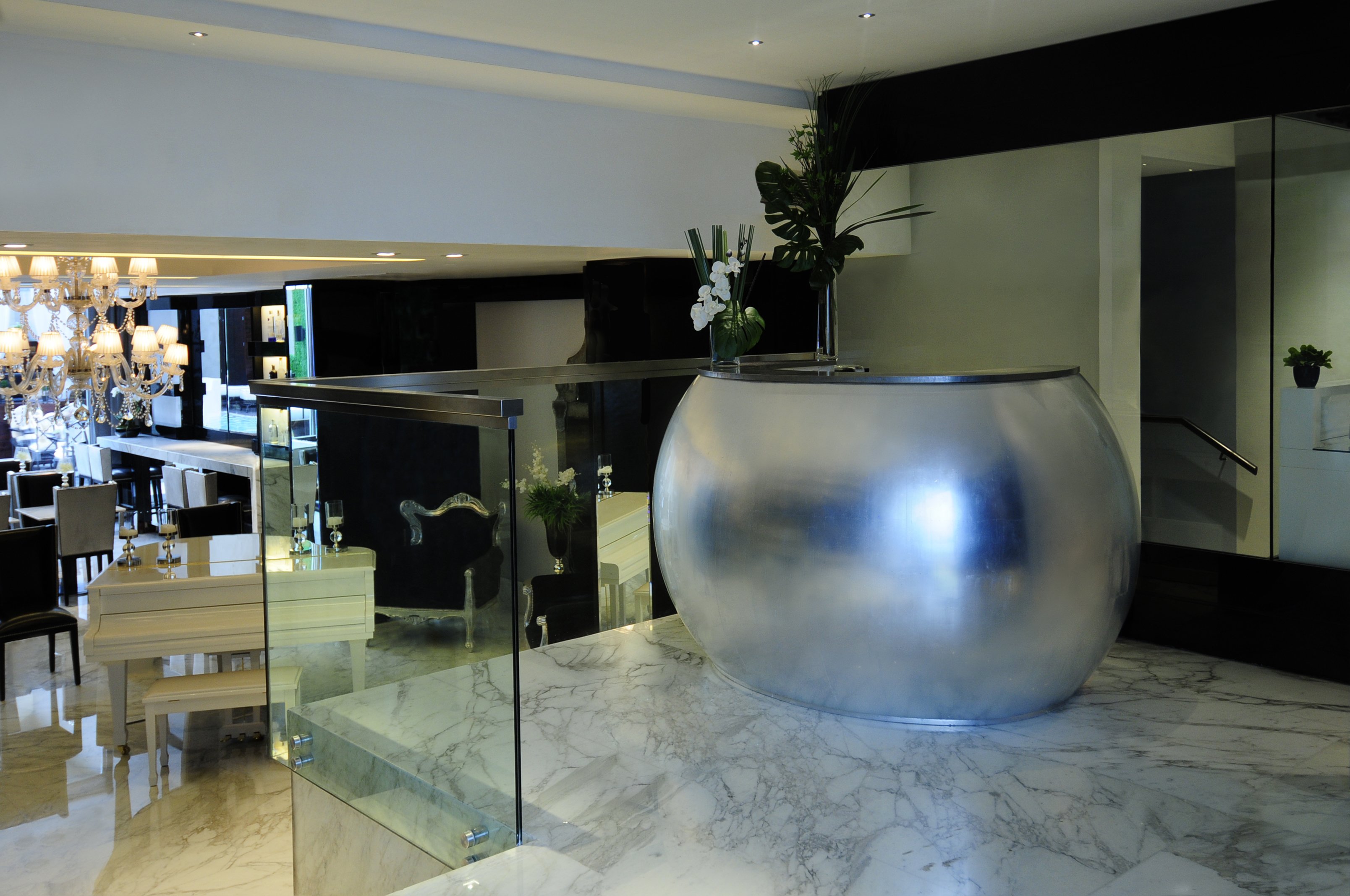 Modern front Desk