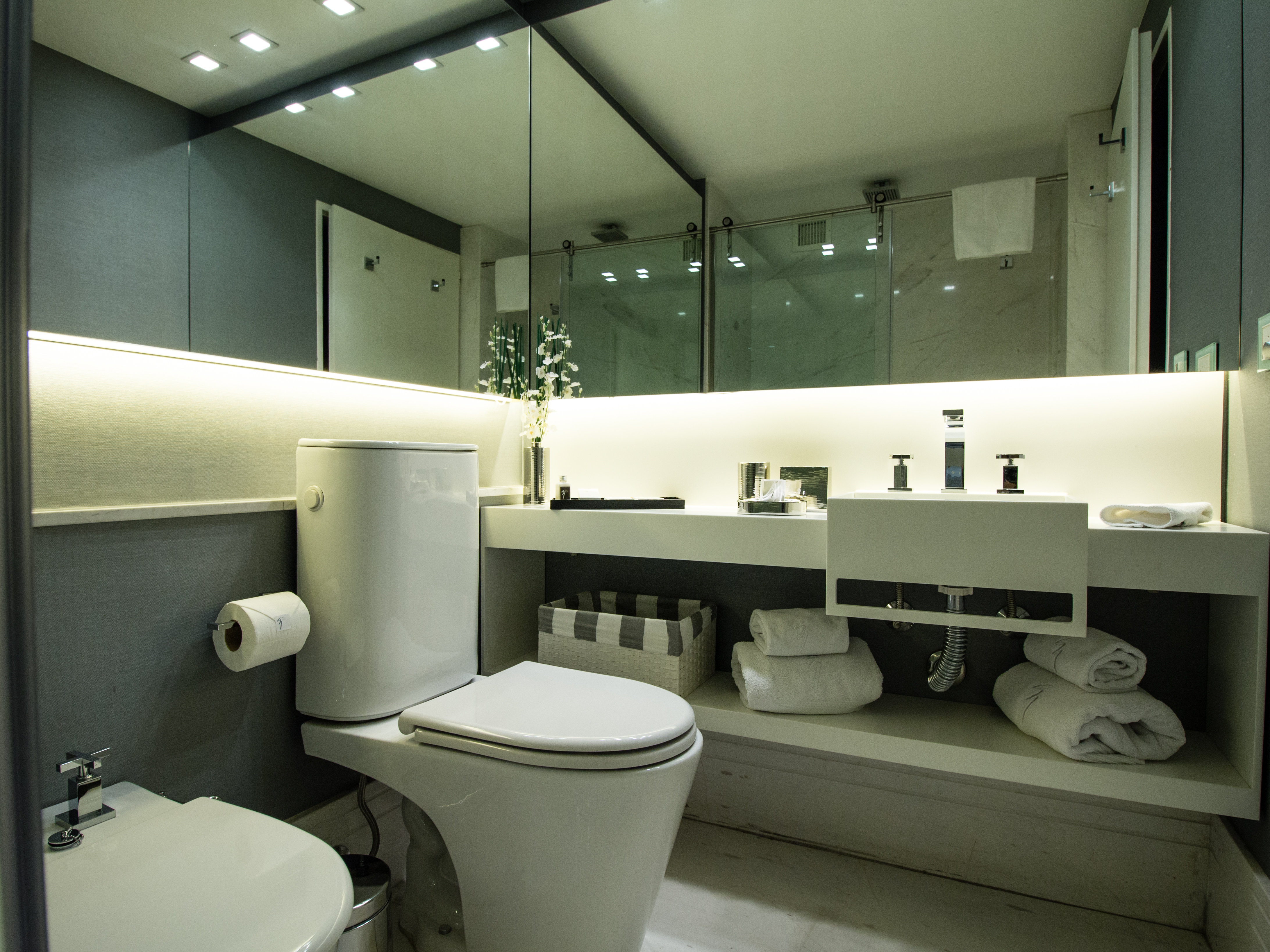 Luxury Bathrooms