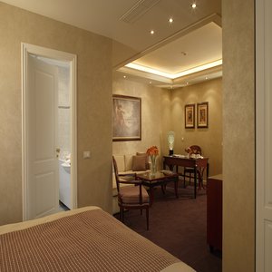 Theoxenia House Deluxe Suite