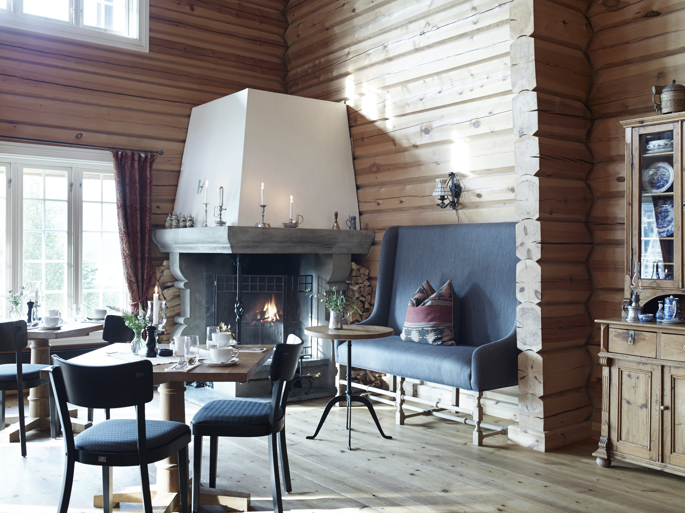 Open Fireplace Dining Room