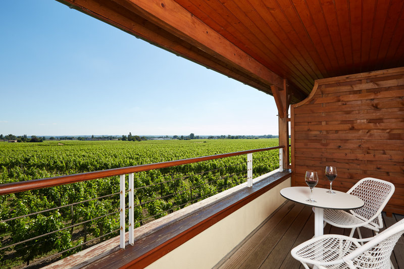 Vineyards House Deluxe Room Terrace