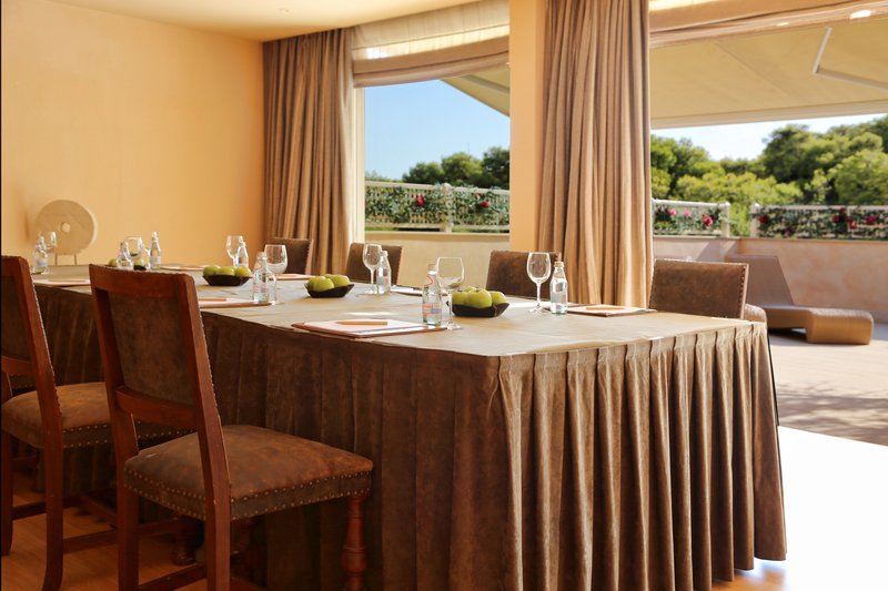 Conference Grand Terrace