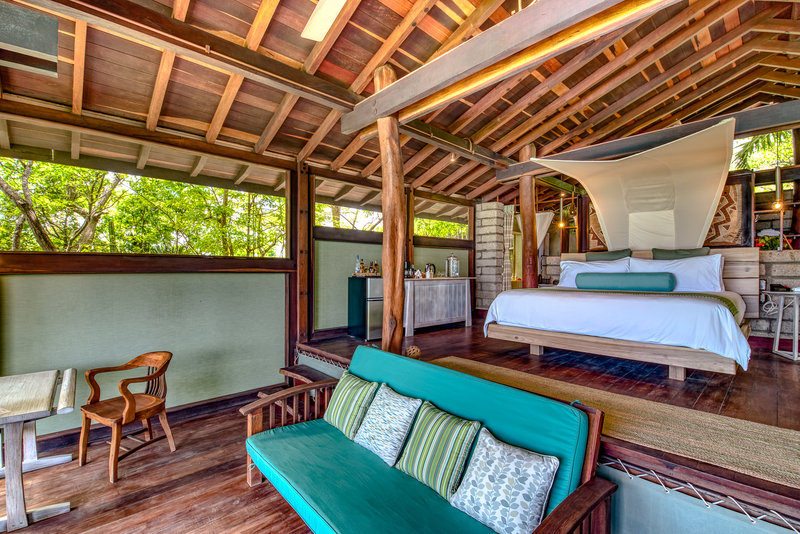 Ocean View Bungalow - Bedroom