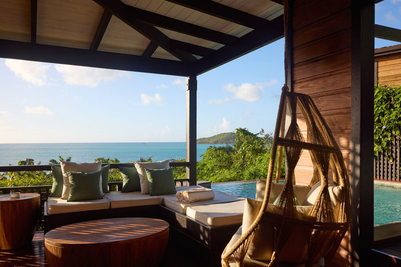 Hillside Pool Villa Suite - Outdoor Lounge & Pool
