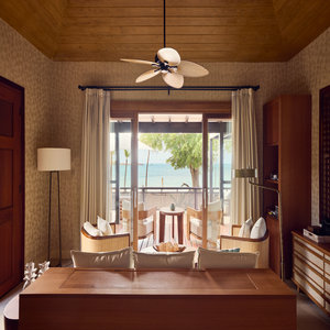 Beachfront Villa Suite - Bedroom