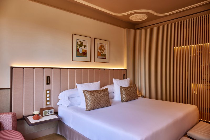 Deluxe Room - Bedroom